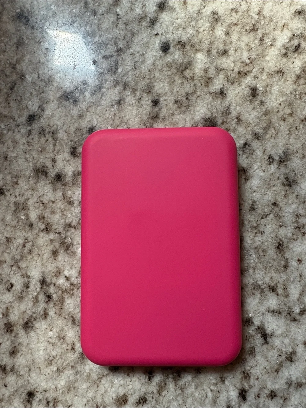 MVMT Hot Pink Wireless Power Bank